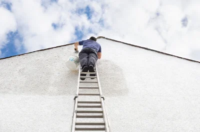 Peinture extérieure à Dampierre-sur-Avre — façades et ravalement
